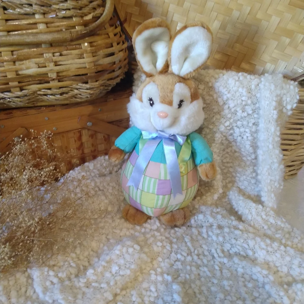 Vintage Plush Bunny - Picture 2 of 7
